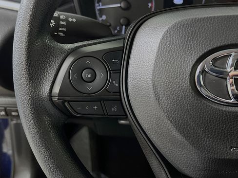 Used 2024 Toyota Corolla LE FWD image 19