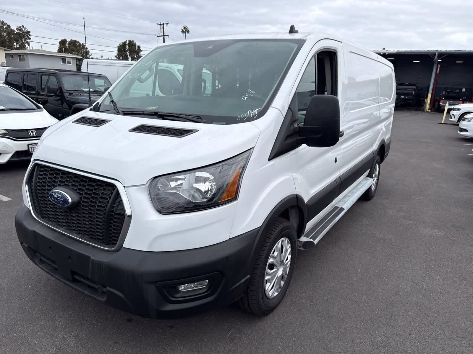 Used 2025 Ford Transit 250 Low Roof w/ Exterior Upgrade Package RWD image 18