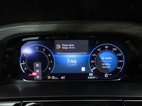 Certified 2024 Volkswagen Atlas SEL image 33