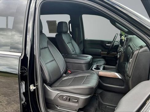 Used 2020 Chevrolet Silverado 2500 High Country w/ Technology Package AWD/4WD image 31
