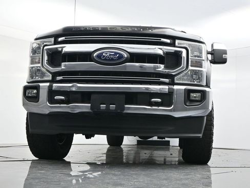 Used 2022 Ford F250 XLT w/ XLT Premium Package image 48