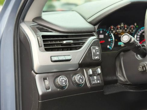 Used 2016 Chevrolet Suburban LTZ AWD/4WD image 17
