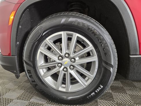Used 2022 Chevrolet Traverse LT AWD/4WD image 34