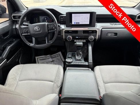 Used 2025 Toyota Tacoma SR AWD/4WD image 13