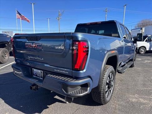 New 2026 GMC Sierra 2500 Denali w/ Denali Reserve Package AWD/4WD image 11