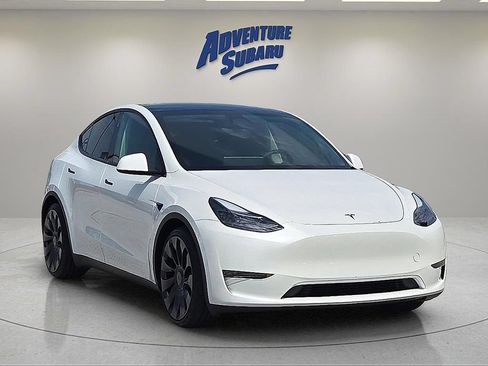 Used 2024 Tesla Model Y Performance AWD/4WD image 1