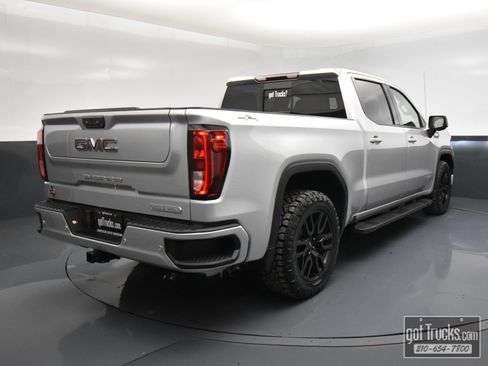 Used 2022 GMC Sierra 1500 Elevation w/ Elevation Premium Package image 47