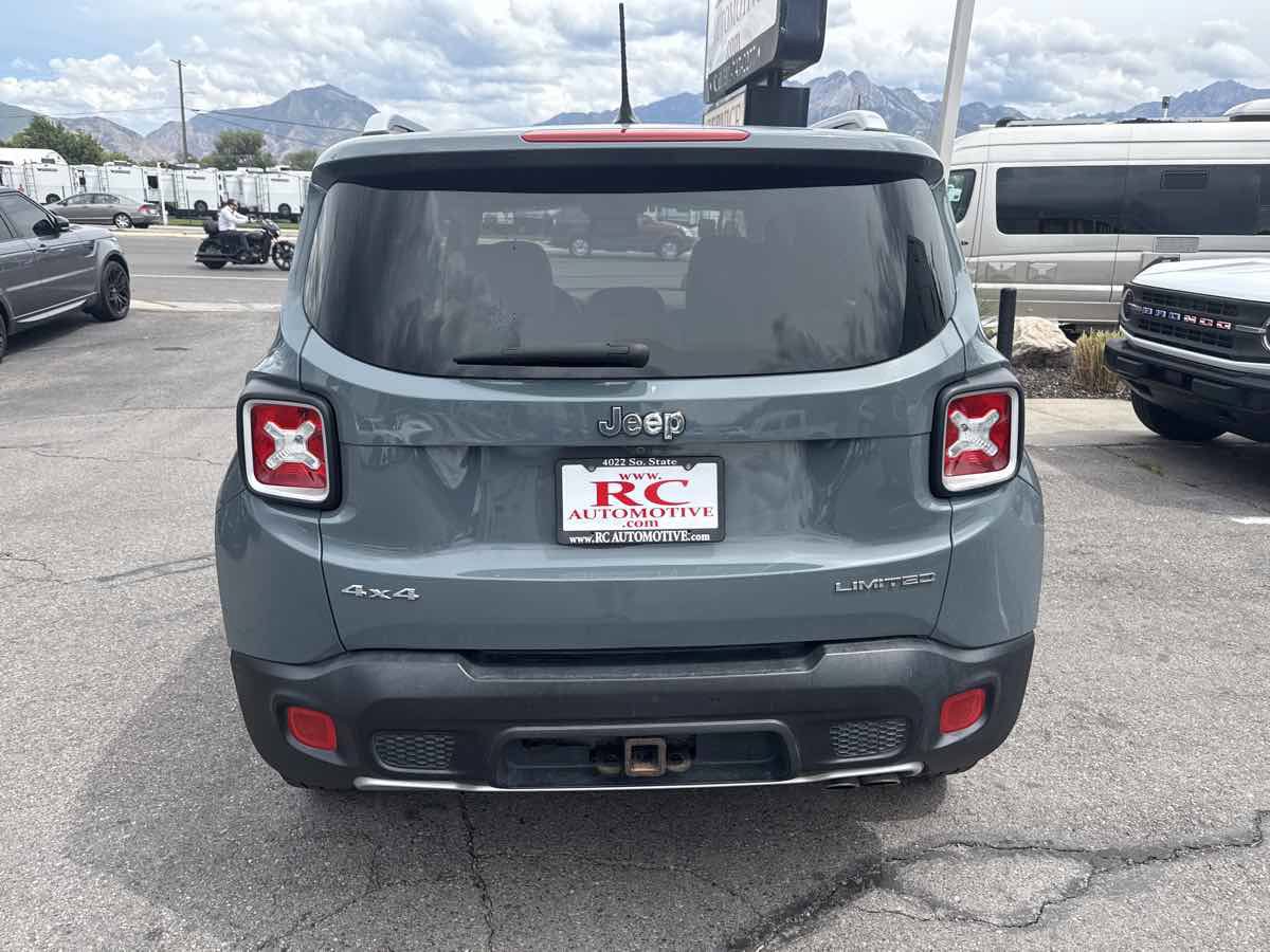 Used 2017 Jeep Renegade Limited AWD/4WD image 7