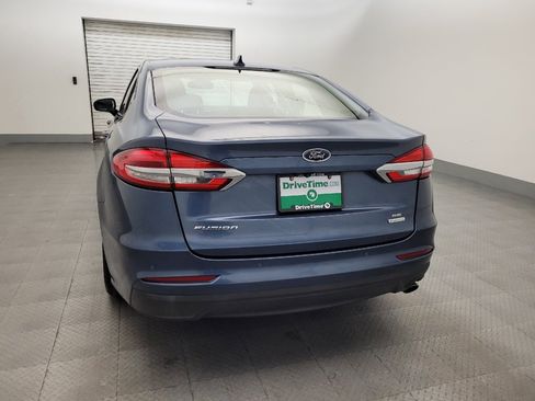 Used 2019 Ford Fusion SE FWD image 6
