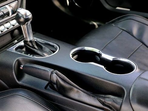 Used 2015 Ford Mustang Premium RWD image 19
