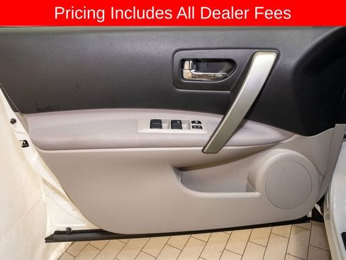 Used 2015 Nissan Rogue S w/ Convenience Package FWD image 10