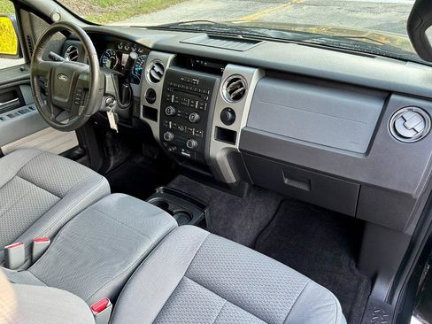 Used 2012 Ford F150 XLT w/ XLT Chrome Pkg image 5