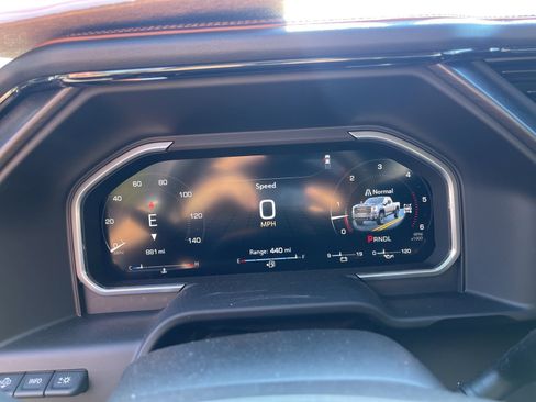 Used 2026 GMC Sierra 2500 AT4 w/ AT4 Premium Plus Package AWD/4WD image 6