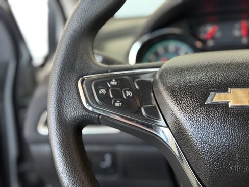 Used 2018 Chevrolet Cruze LT image 34