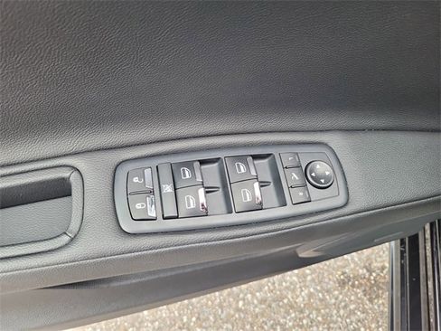 Certified 2022 Maserati Ghibli Modena Q4 image 18