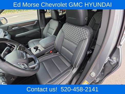 Used 2026 GMC Acadia Denali w/ Super Cruise Package FWD image 9