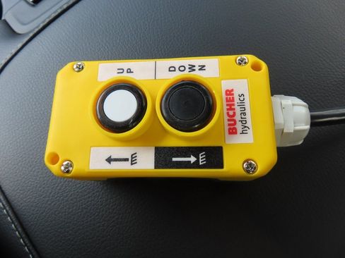 New 2024 RAM 3500 Tradesman image 9