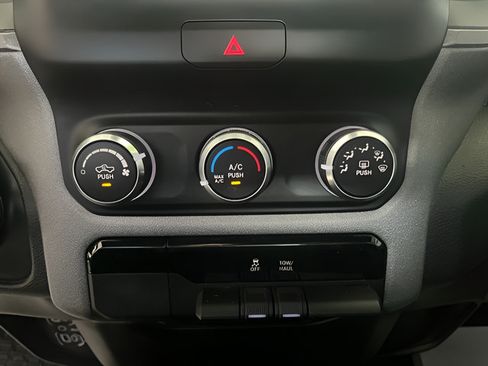Used 2021 RAM 1500 Tradesman AWD/4WD image 16
