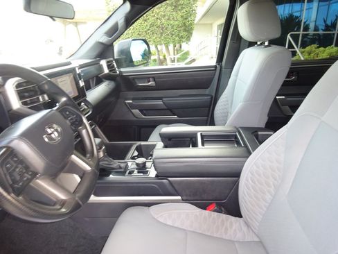 Used 2025 Toyota Tundra SR5 AWD/4WD image 13