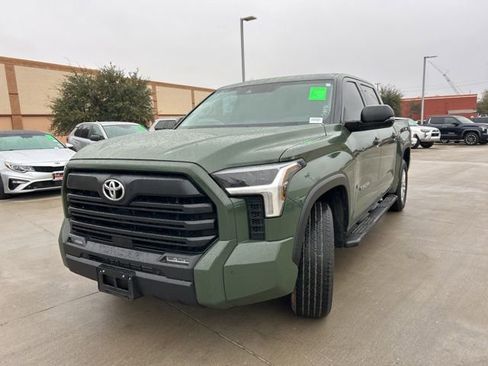 Used 2022 Toyota Tundra SR5 image 6