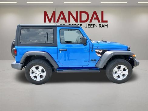 Used 2021 Jeep Wrangler Sport AWD/4WD image 4