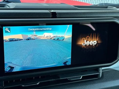New 2026 Jeep Gladiator Sport AWD/4WD image 3
