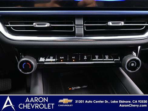 New 2026 Chevrolet Equinox EV LT image 11