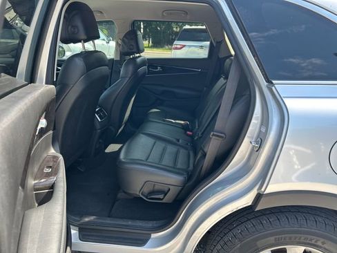 Used 2018 Kia Sorento L FWD image 23