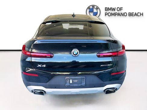 Used 2023 BMW X4 xDrive30i w/ Premium Package AWD/4WD image 5