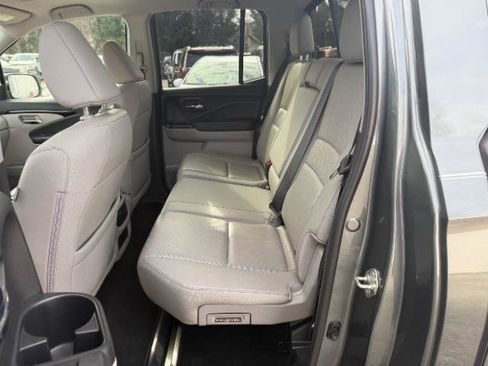 Used 2017 Honda Ridgeline RTL-E image 32
