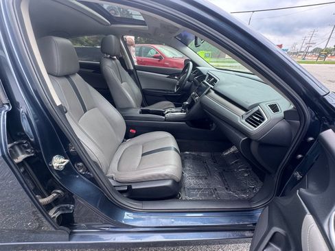 Used 2017 Honda Civic EX-L image 8