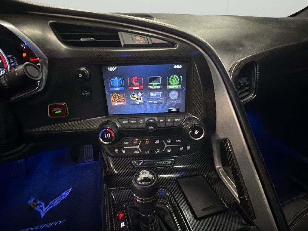 Used 2014 Chevrolet Corvette Stingray Convertible w/ 3LT Preferred Equipment Group RWD image 18