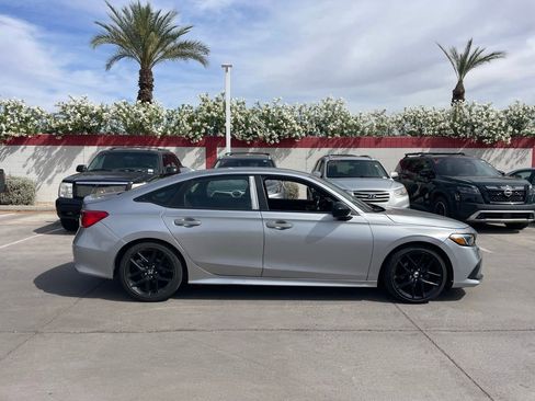 Used 2022 Honda Civic Sport image 3