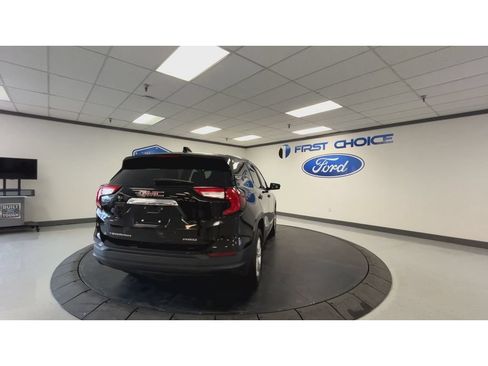 Used 2024 GMC Terrain SLE AWD/4WD image 9