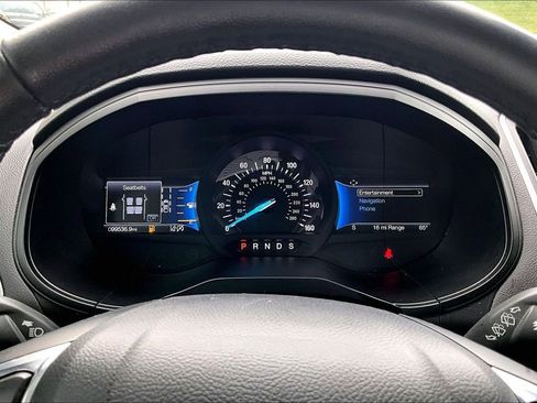 Used 2022 Ford Edge SEL AWD/4WD image 19