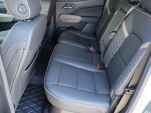 Used 2024 GMC Canyon Denali AWD/4WD image 26