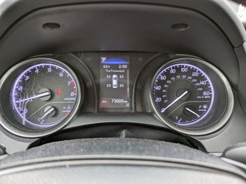 Used 2021 Toyota Camry SE image 14