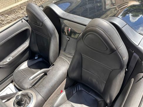 Used 2006 Pontiac Solstice Convertible w/ Premium Package image 13