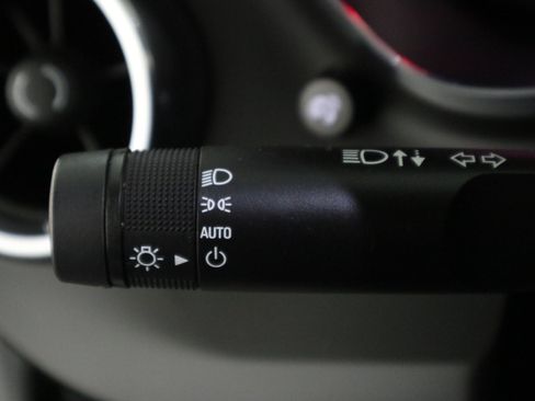 Used 2021 Chevrolet Camaro LS RWD image 29