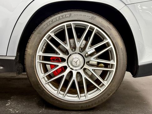 Used 2024 Mercedes-Benz GLS 63 AMG 4MATIC image 17