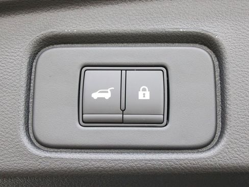 New 2026 Nissan Pathfinder SL FWD image 28