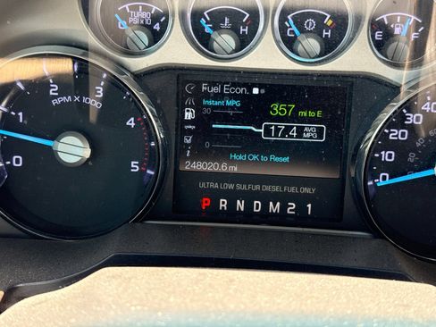 Used 2015 Ford F350 Lariat w/ Lariat Ultimate Package AWD/4WD image 11