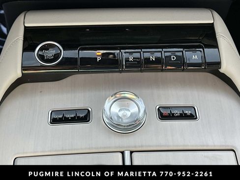 New 2026 Lincoln Navigator L Reserve AWD/4WD image 35