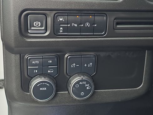 Certified 2024 Chevrolet Tahoe LT AWD/4WD image 26