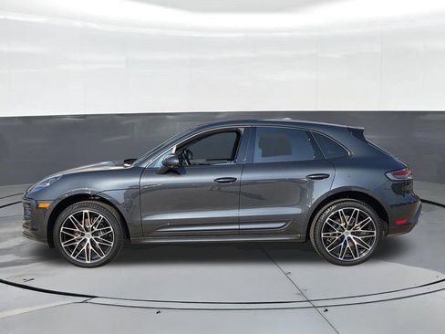 Used 2025 Porsche Macan AWD/4WD image 2
