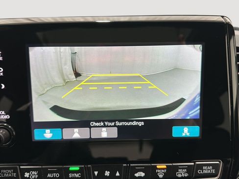 Used 2024 Honda Odyssey Sport image 12