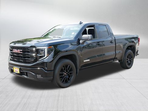Used 2024 GMC Sierra 1500 Elevation AWD/4WD image 3