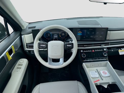 New 2026 Hyundai Santa Fe SEL w/ Tow & Go Package FWD image 15