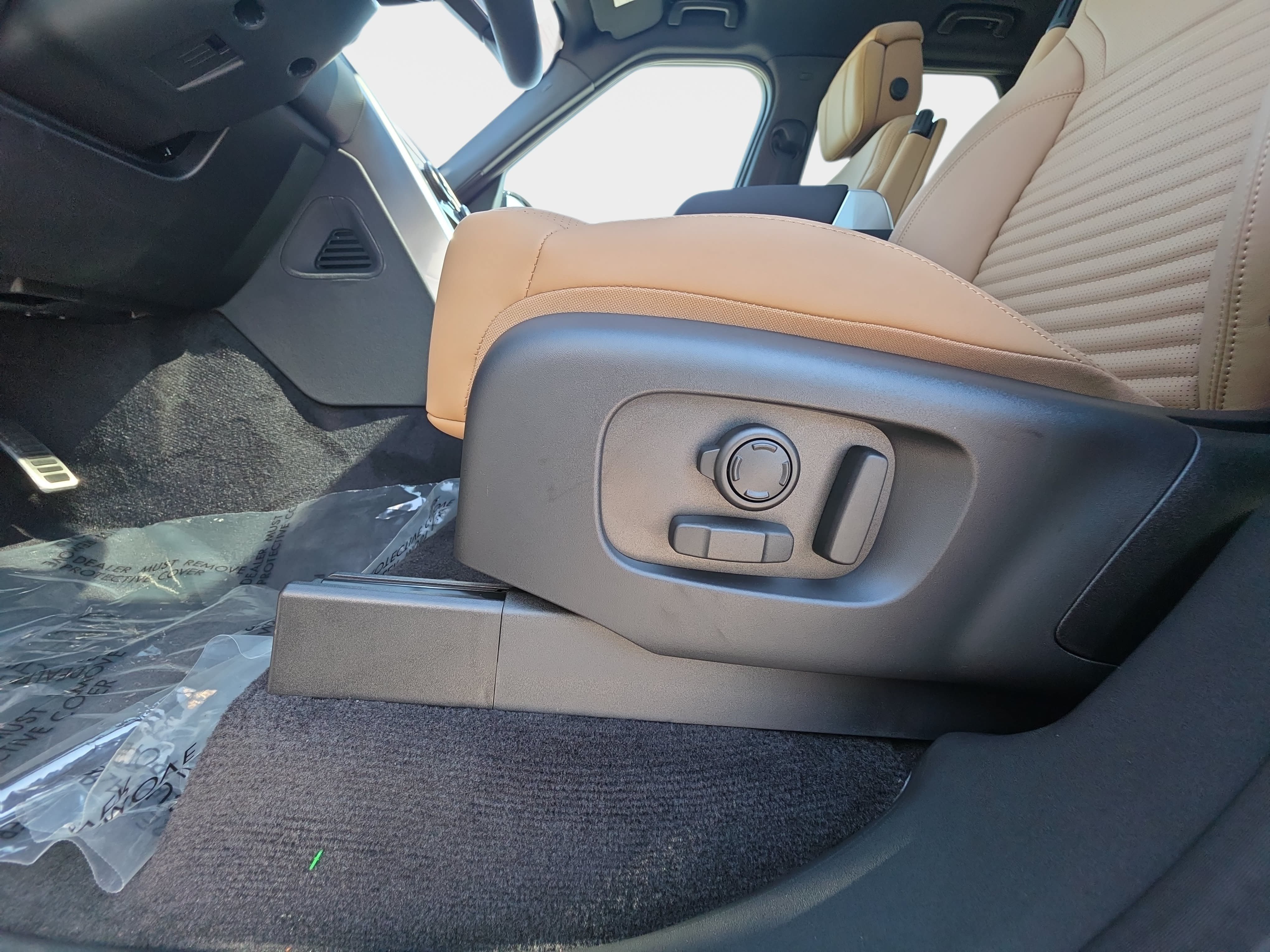 New 2026 Land Rover Discovery Dynamic SE AWD/4WD image 29