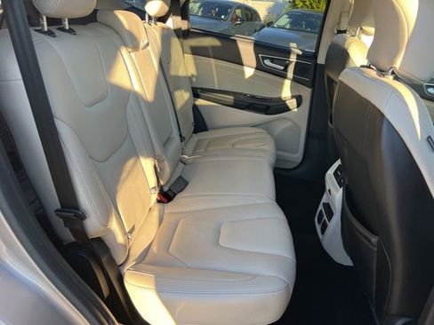 Used 2018 Ford Edge Titanium w/ Equipment Group 301A image 31